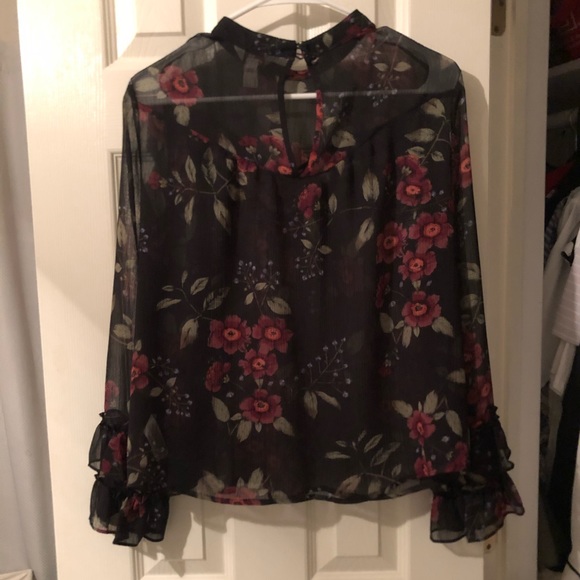 Black with red flowers blouse - Picture 2 of 2